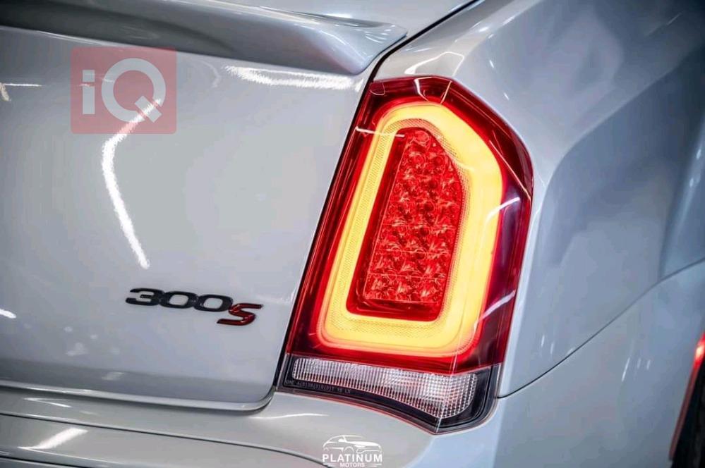 Chrysler 300